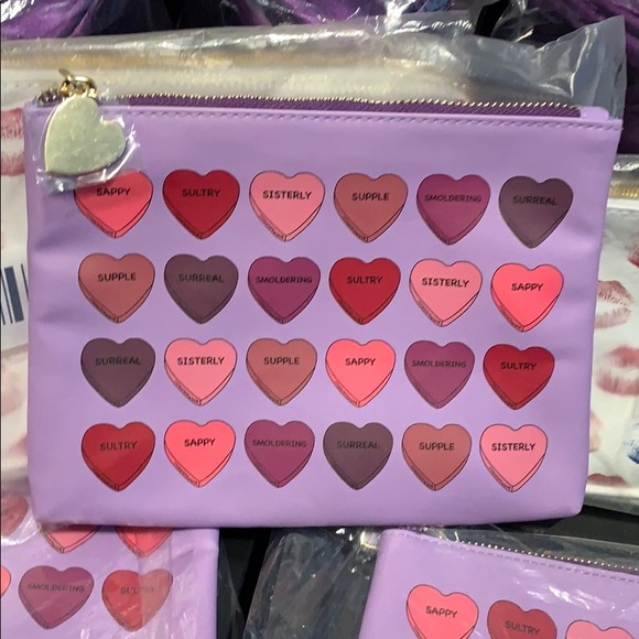 Buy 1 get 1 FREE Younique  Cosmetic bags - Picture 7 of 7